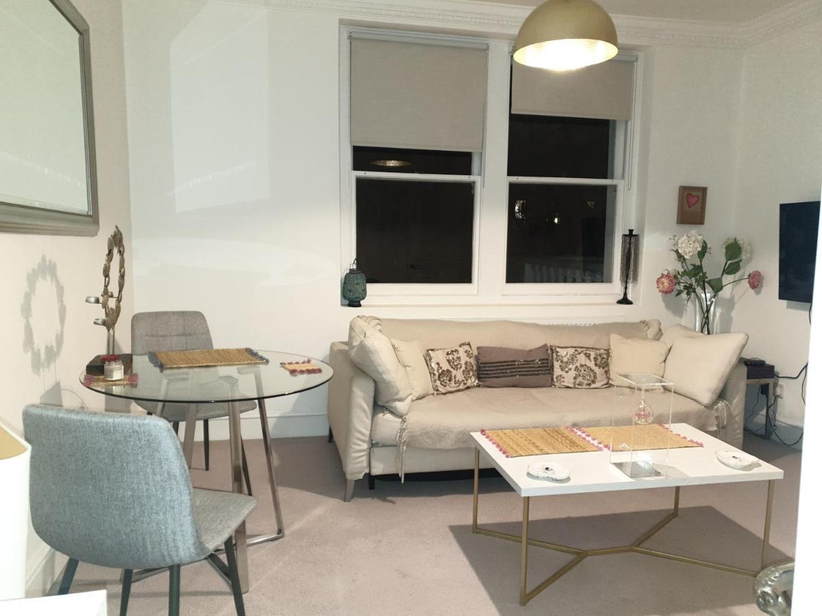 Beautiful One Bedroom Apartment Walking Distance To Paddington And Hyde Park London Bagian luar foto